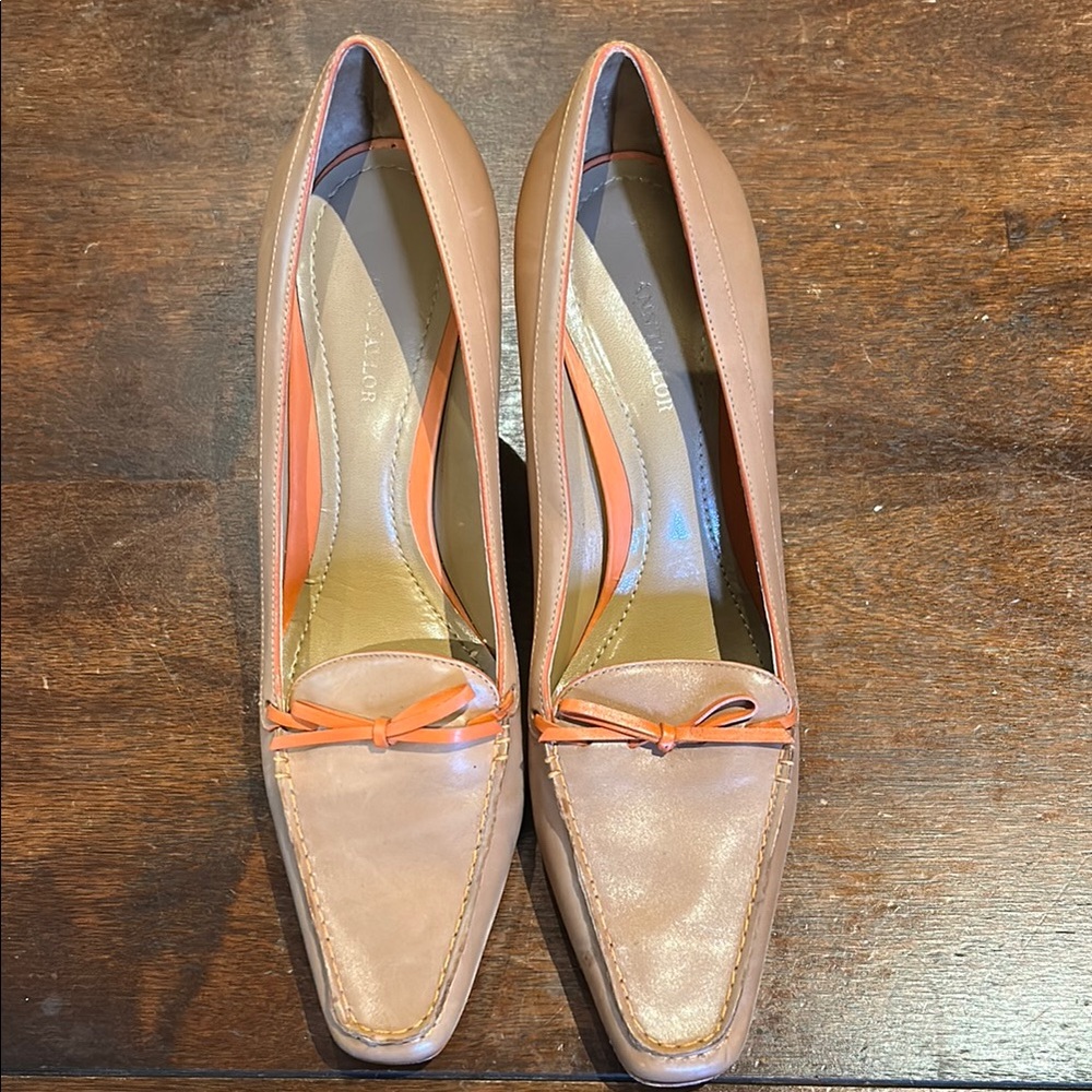 Ann Taylor Tan and Orange Heels Square Toe Pumps